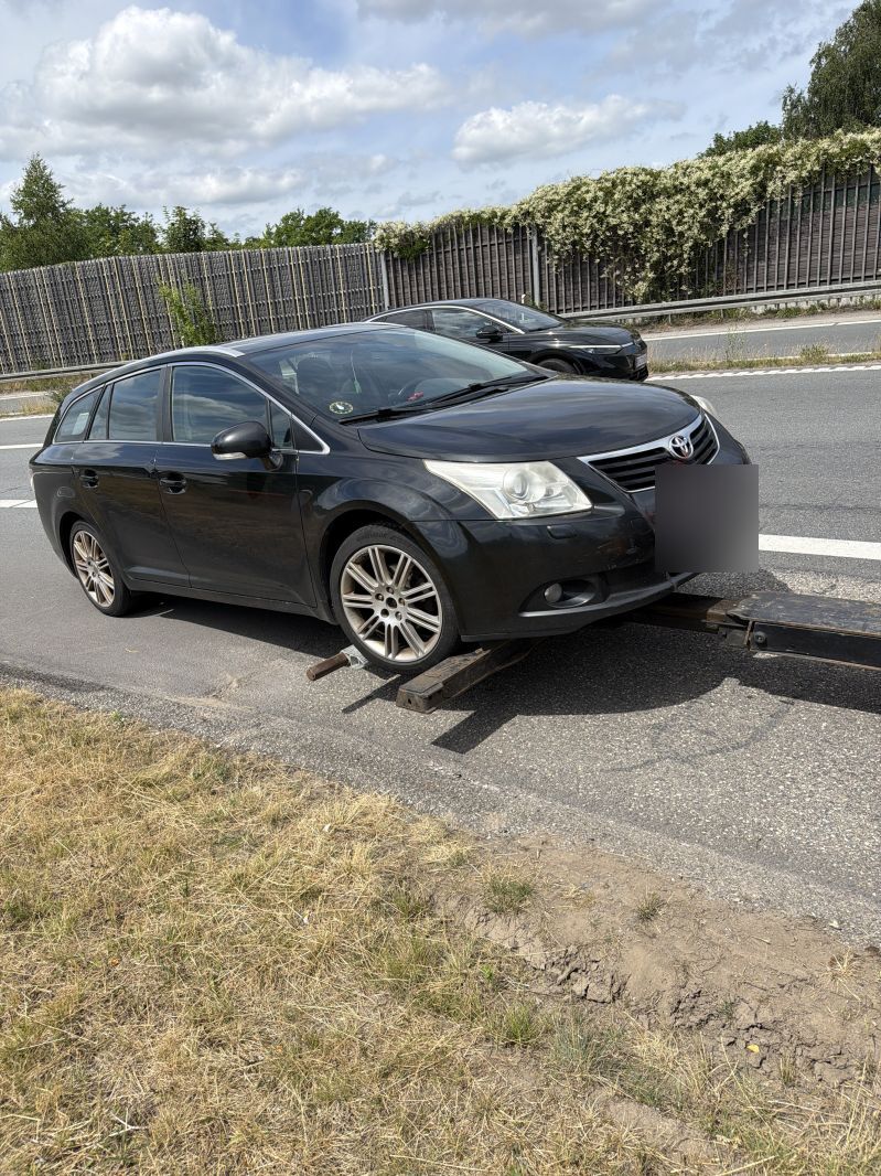 TOYOTA, AVENSIS STW, 1.8 STW MAN.6 Skrotbil skrotpræmie