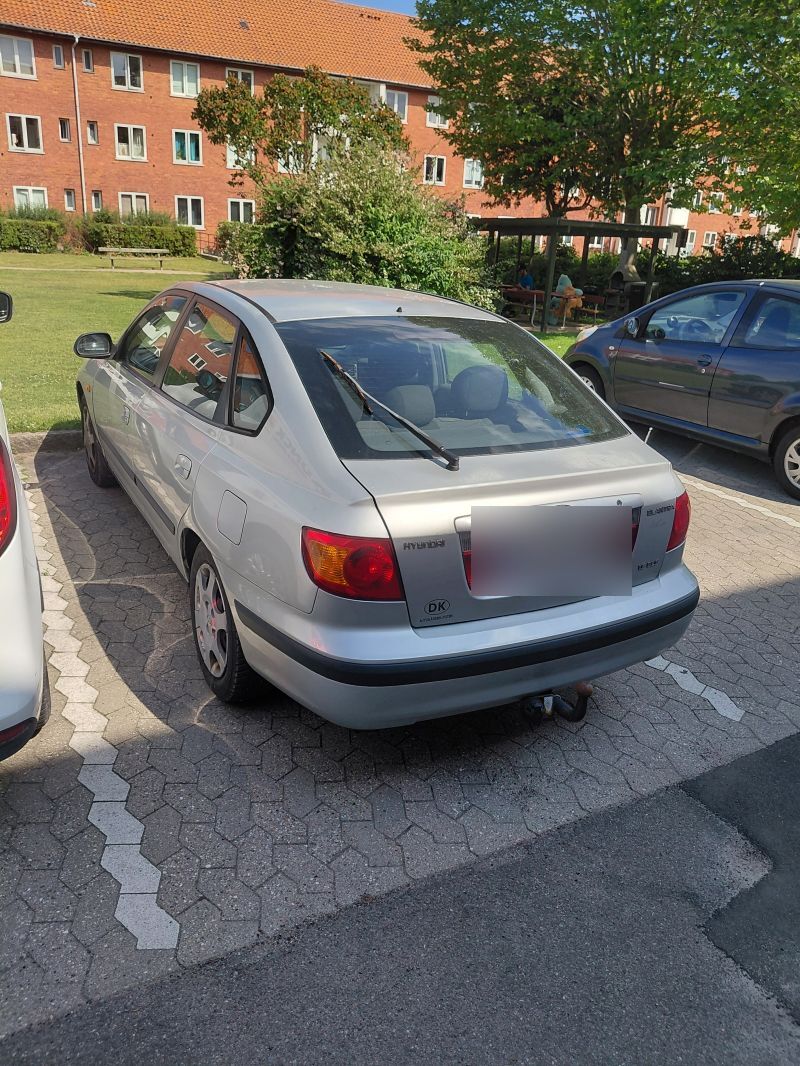 HYUNDAI, ELANTRA HATCHBACK, 1,6 AUT Skrotbil skrotpræmie