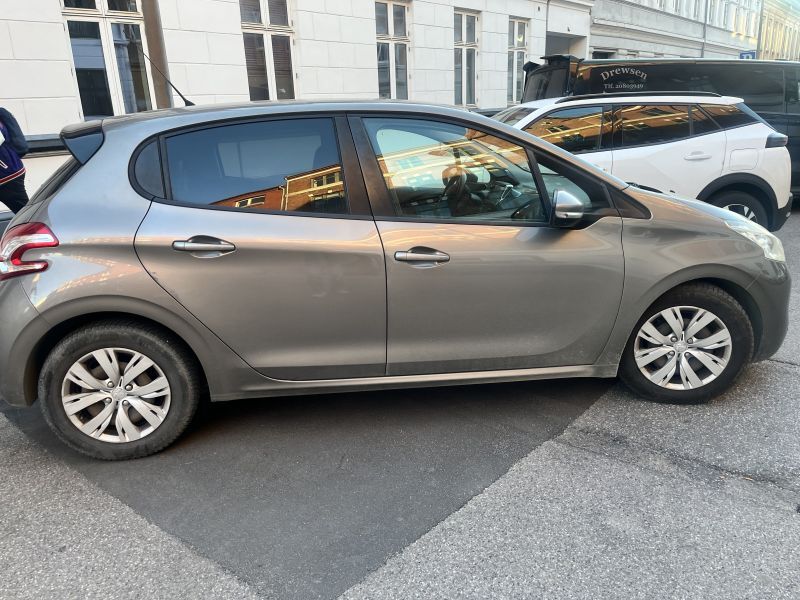 PEUGEOT, 208, 1.6 e-HDi 5D Skrotbil skrotpræmie