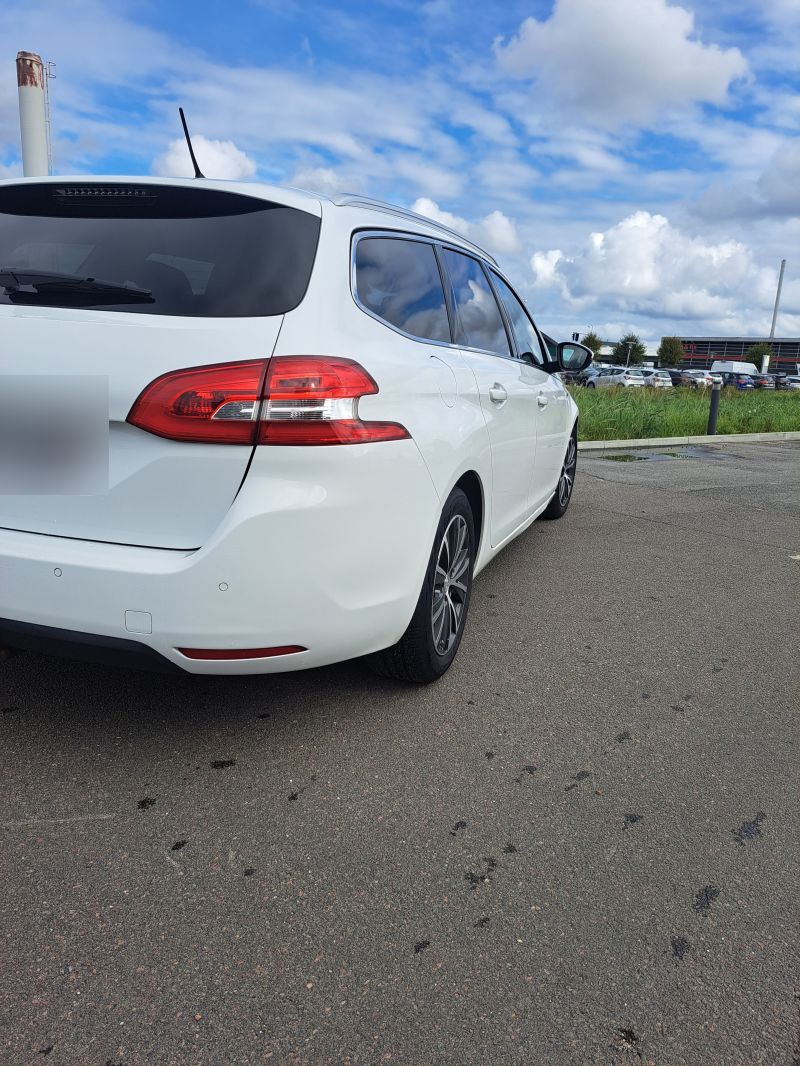 PEUGEOT, 308, 1.6 BlueHDi 120 hk SW EAT6 Skrotbil skrotpræmie