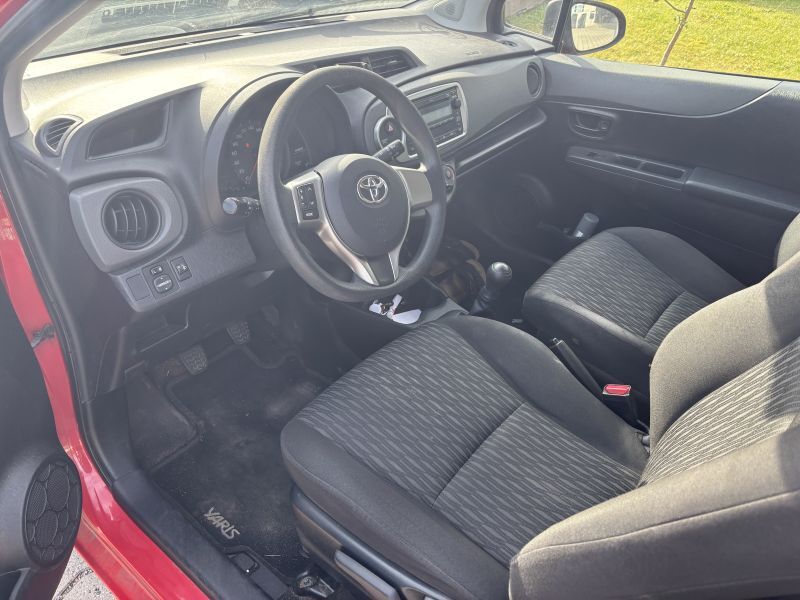 TOYOTA, YARIS, 1.0 VVT-1 3-dørs Skrotbil skrotpræmie