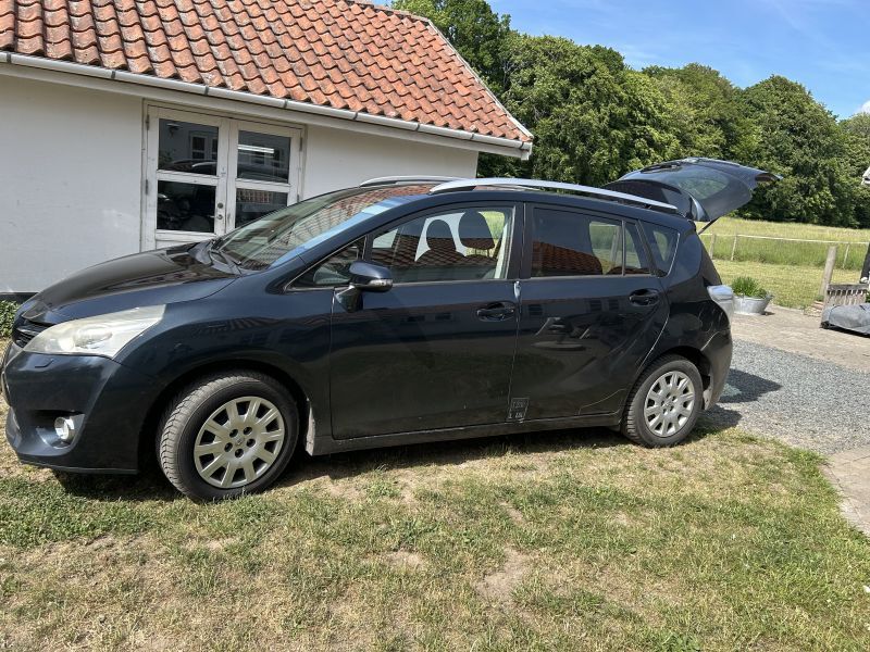 TOYOTA, VERSO SPORTSVAN, 2.0 D-4D ECO dpf.Man.6 Skrotbil skrotpræmie