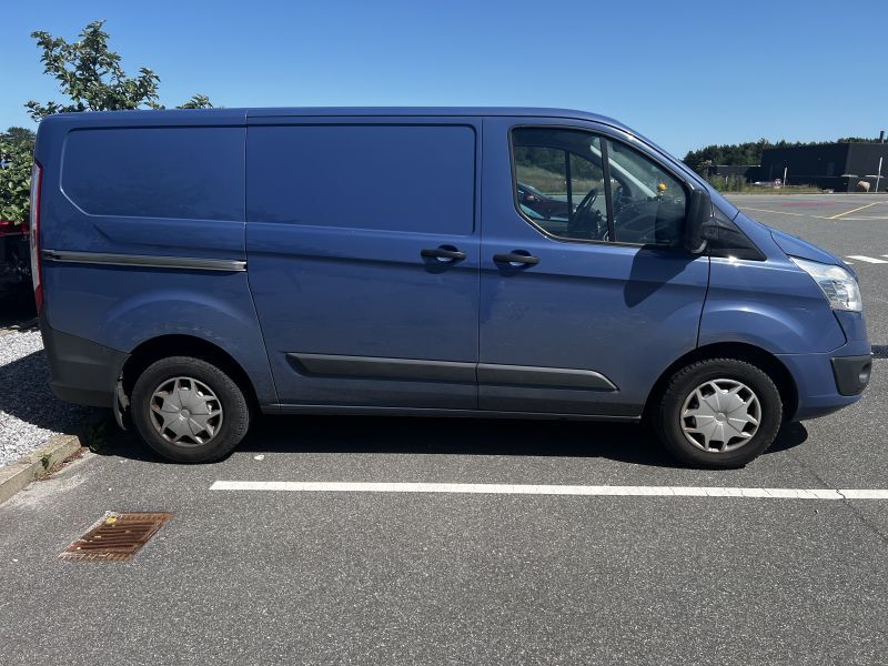 FORD, Transit Custom, 2.0 TDCi (170 HK) 290 L1 Van Forhjulstræk Manuel Skrotbil skrotpræmie