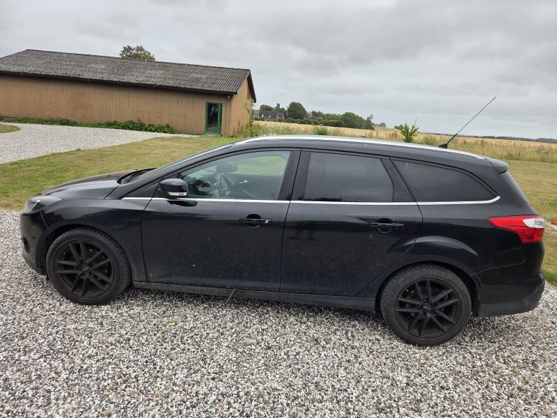 FORD, FOCUS, 1.0 EcoBoost (125 HK) Stationcar Forhjulstræk Manuel Skrotbil skrotpræmie