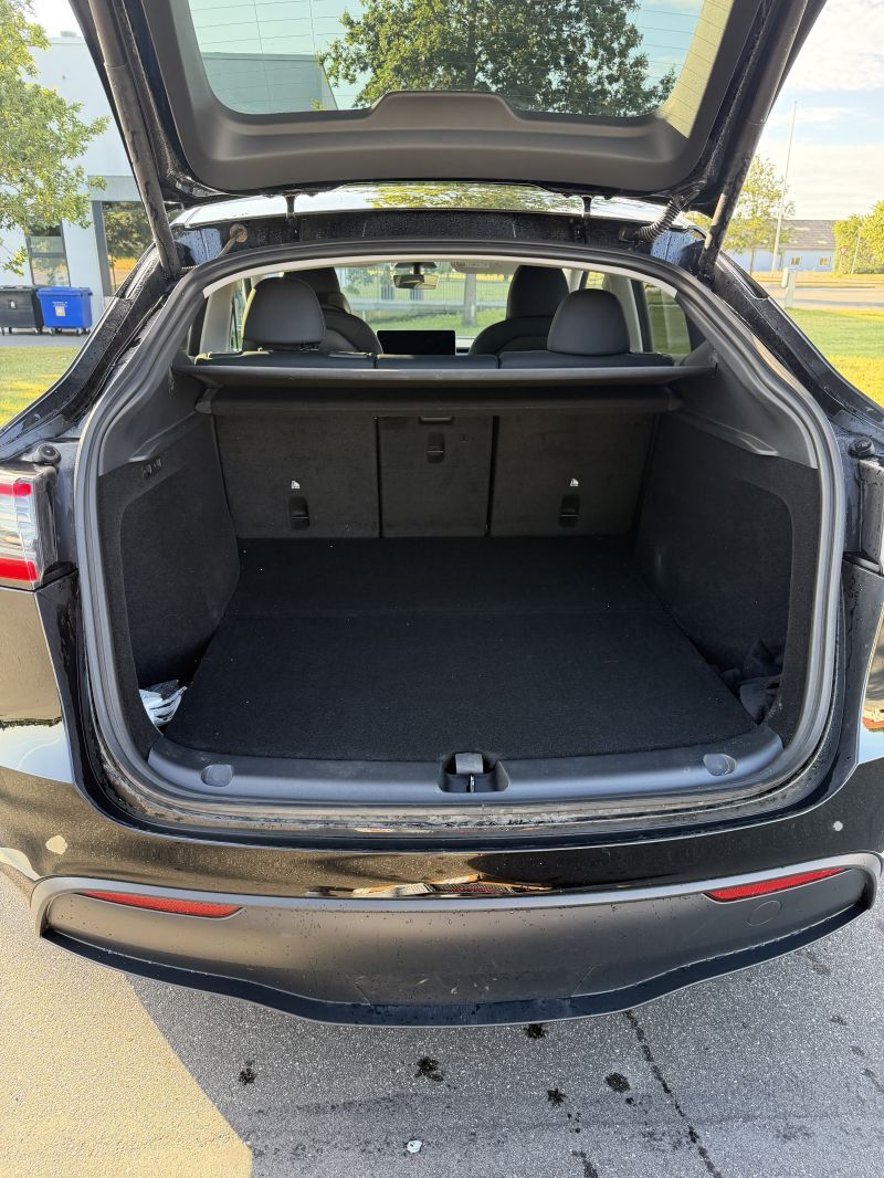 TESLA, Model Y, Long Range Dual Motor Skrotbil skrotpræmie
