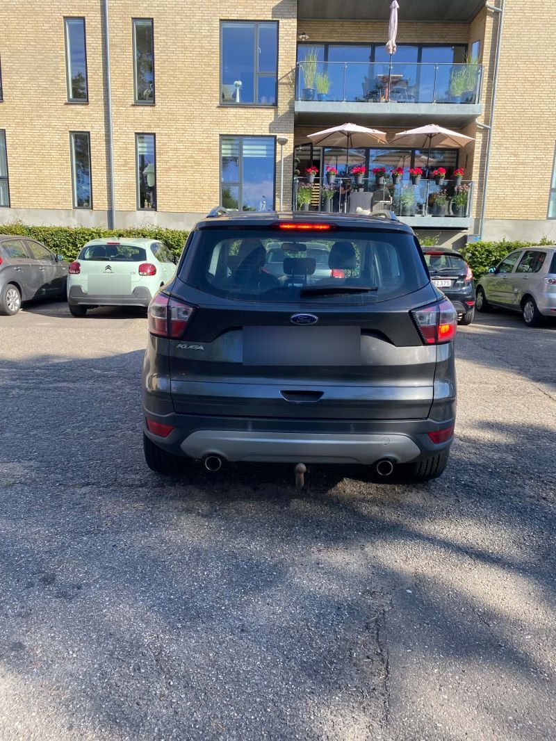 FORD, KUGA, 1.5 TDCi (120 HK ) SUV FWD M6 Skrotbil skrotpræmie