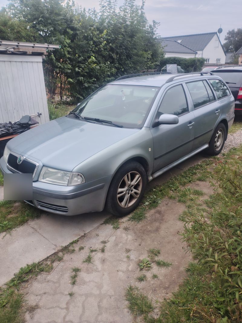 SKODA, OCTAVIA, 1,6 COMBI Skrotbil skrotpræmie