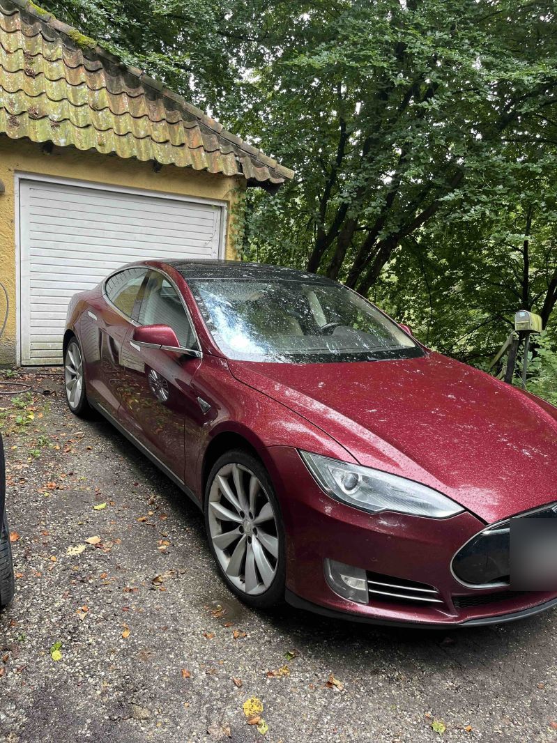 TESLA, Model S, 85, Signature Skrotbil skrotpræmie