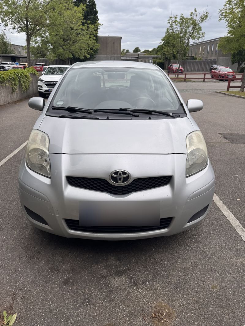 TOYOTA, YARIS 5-DØRS, 1,3 MAN.6. 5D. Skrotbil skrotpræmie