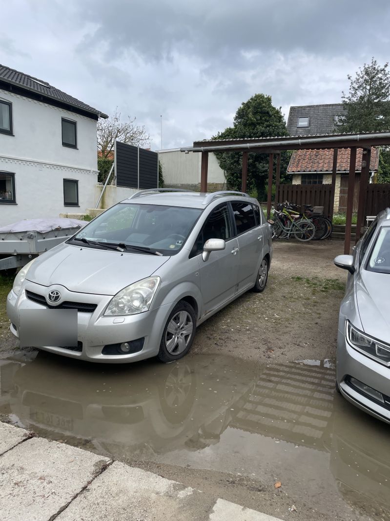 TOYOTA, COROLLA VERSO, 2,2 D-4D DPF SPORTSV Skrotbil skrotpræmie