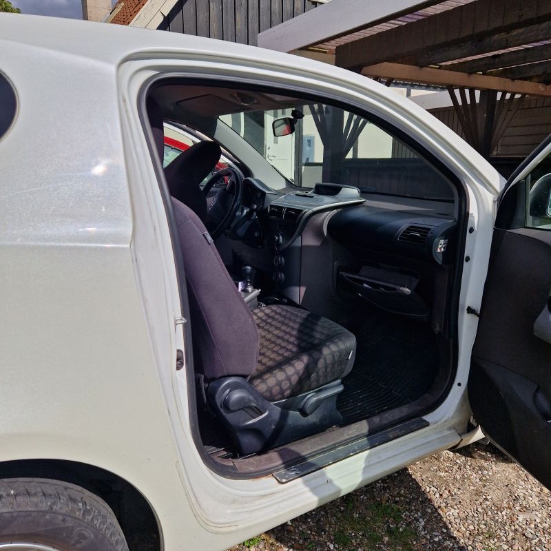 TOYOTA, IQ, 1.4 D-4D MAN.6. 3-DØ Skrotbil skrotpræmie