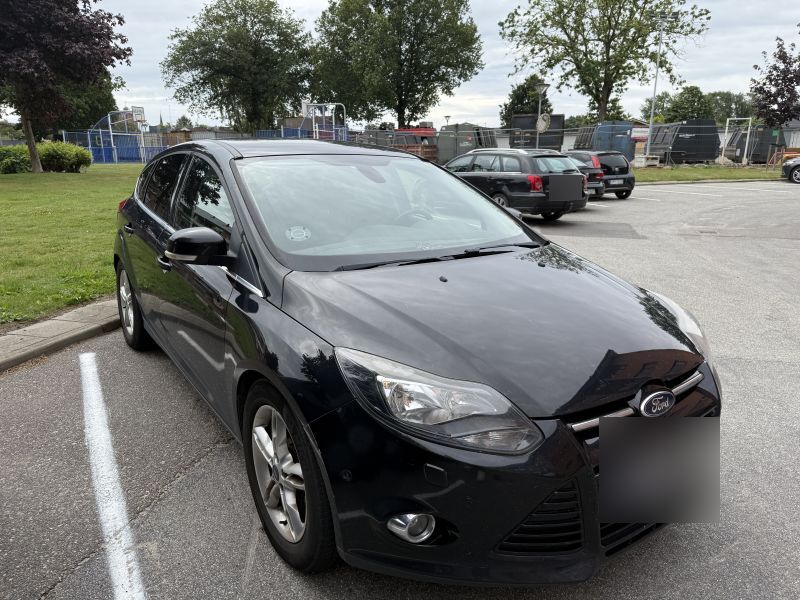 FORD, FOCUS, 1.0 EcoBoost (125 HK) Hatchback, 5 dørs Forhjulstræk Manuel Skrotbil skrotpræmie
