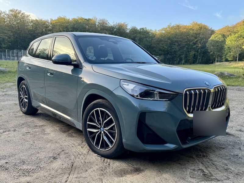 BMW, iX1, xDrive30 solgt via Bedstebilpris.dk