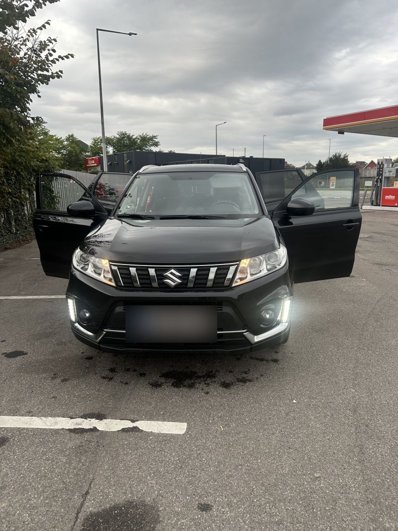 SUZUKI, VITARA, 1,0 Boosterjet 5-dørs solgt via Bedstebilpris.dk