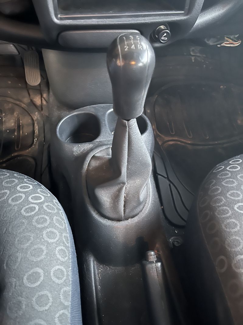TOYOTA, YARIS, 1,3 TERRA Skrotbil skrotpræmie