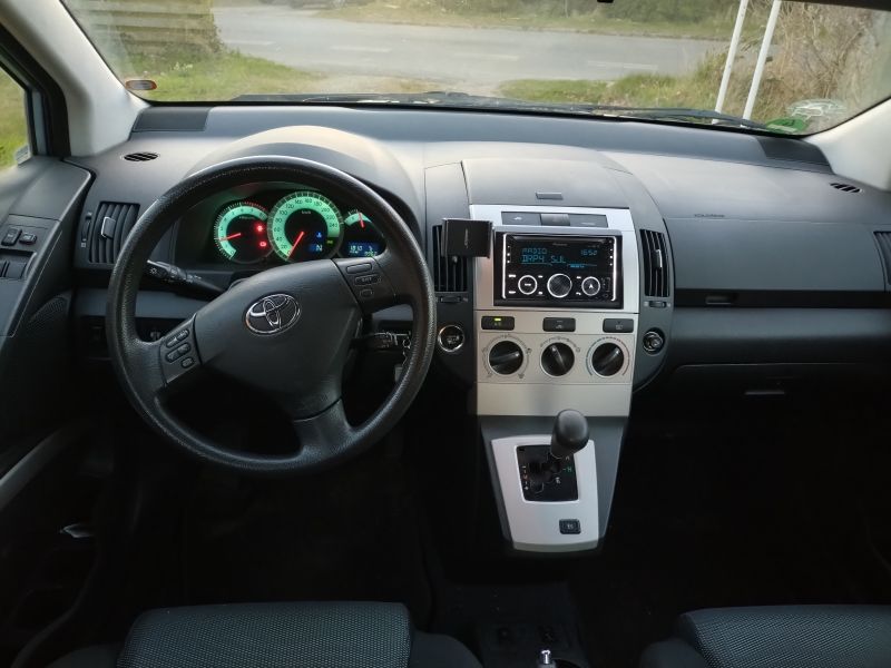 TOYOTA, COROLLA VERSO, 1,8 AUT. Skrotbil skrotpræmie