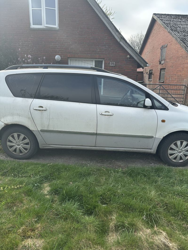 TOYOTA, AVENSIS VERSO, 2,0 AUT. SPORTSVAN Skrotbil skrotpræmie
