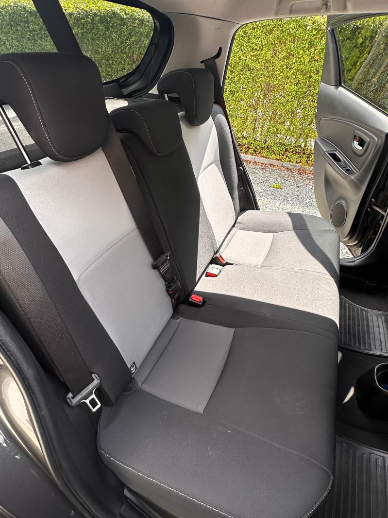 TOYOTA, YARIS, 1.5 Hybrid (100 hk) aut. gear Skrotbil skrotpræmie