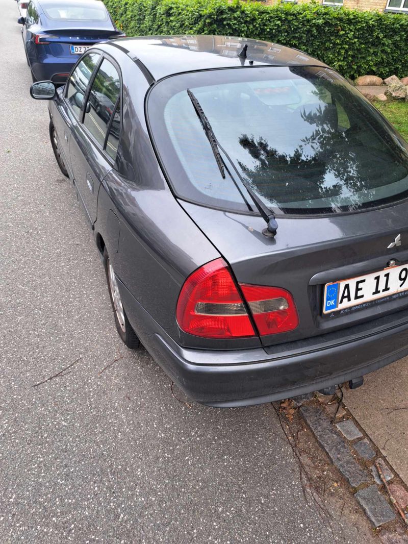 MITSUBISHI, CARISMA XL, 1,6 103hk 13.5km/l Skrotbil skrotpræmie