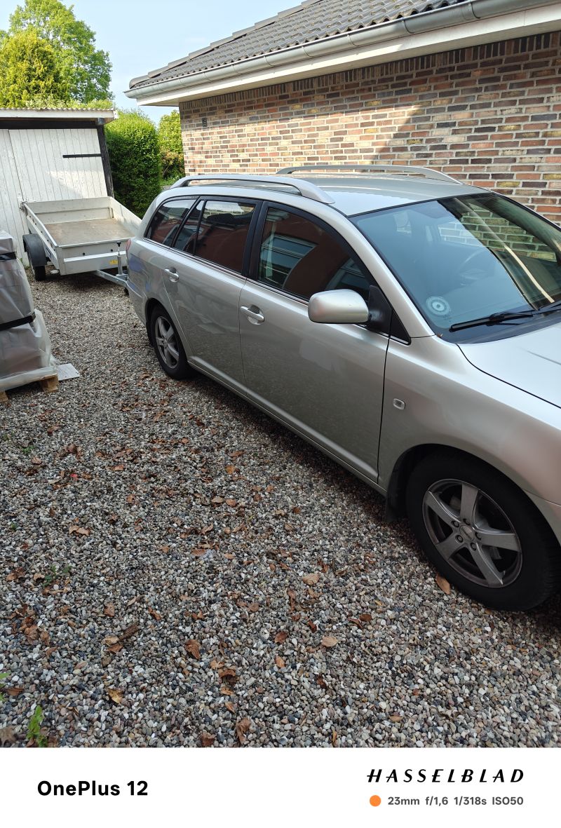TOYOTA, AVENSIS, 1,8 STW MAN. Skrotbil skrotpræmie