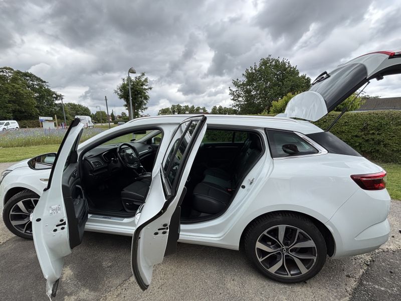 RENAULT, MEGANE, 1.2 TCe 130 Sport Tourer EDC Skrotbil skrotpræmie