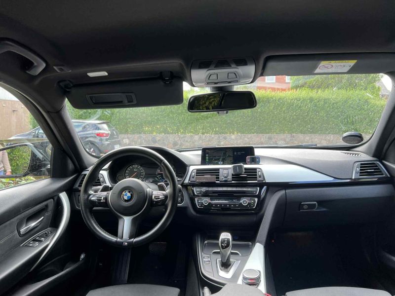 BMW, 3-Serie, 330d Sedan Steptronic Skrotbil skrotpræmie
