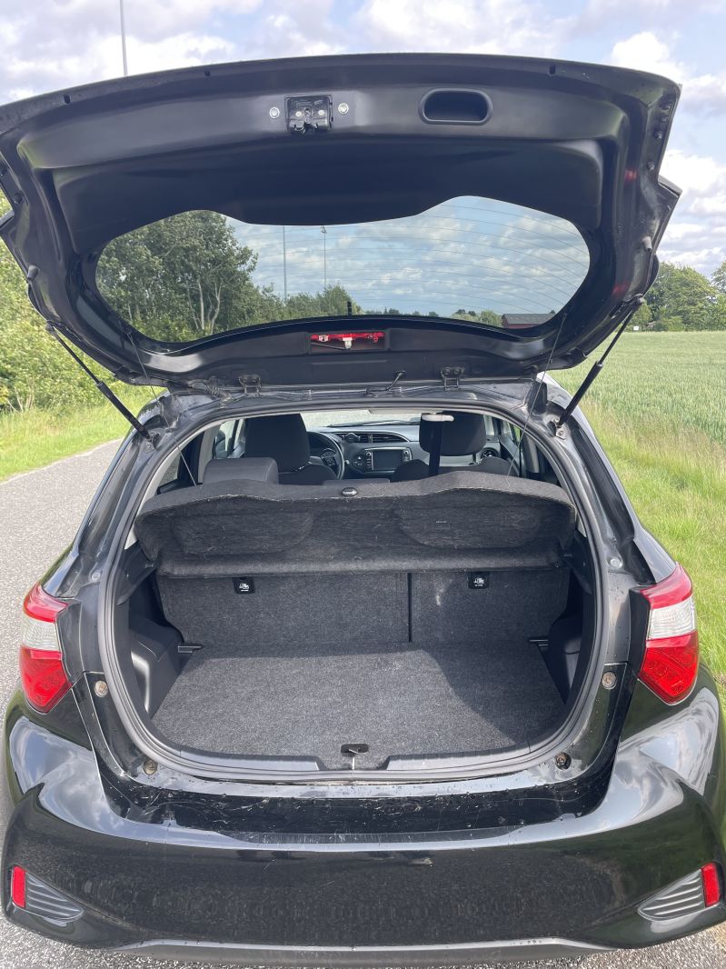TOYOTA, YARIS, 1.5VVT-iE Skrotbil skrotpræmie