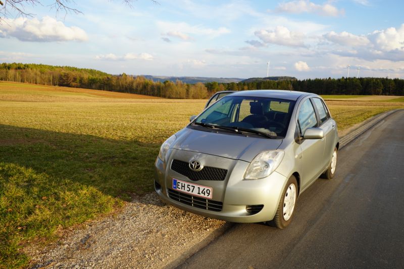 TOYOTA, YARIS, 1,4 D - 4D 5 DØRS Skrotbil skrotpræmie
