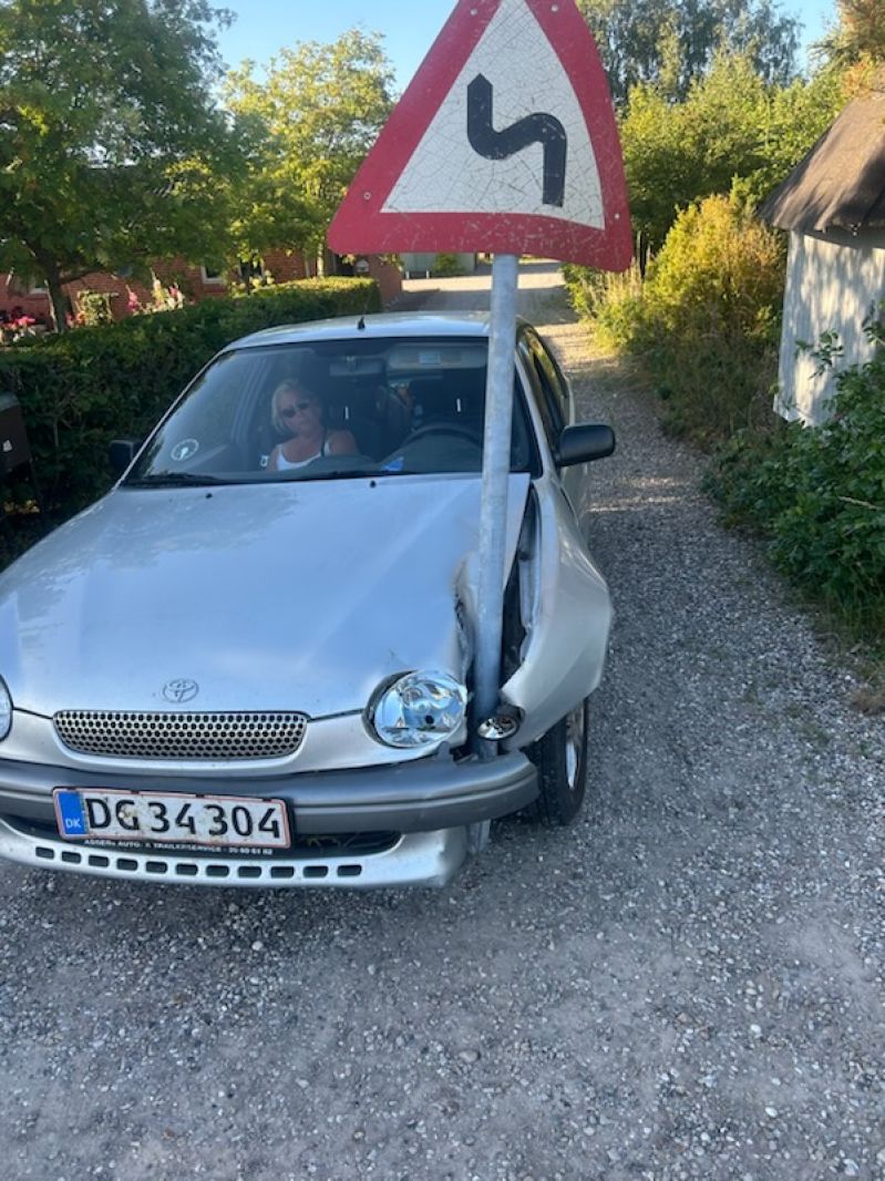 TOYOTA, COROLLA, 1,6 LB Skrotbil skrotpræmie
