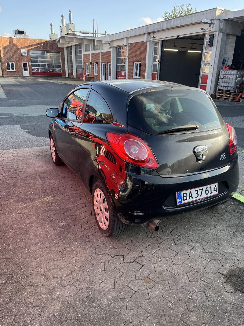 FORD, KA, 1.2 (69HK) Hatchback, 3 dørs Forhjulstræk Manuel Skrotbil skrotpræmie