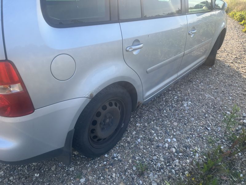 VOLKSWAGEN, TOURAN VAN, 2,0 TDI AUT. Skrotbil skrotpræmie