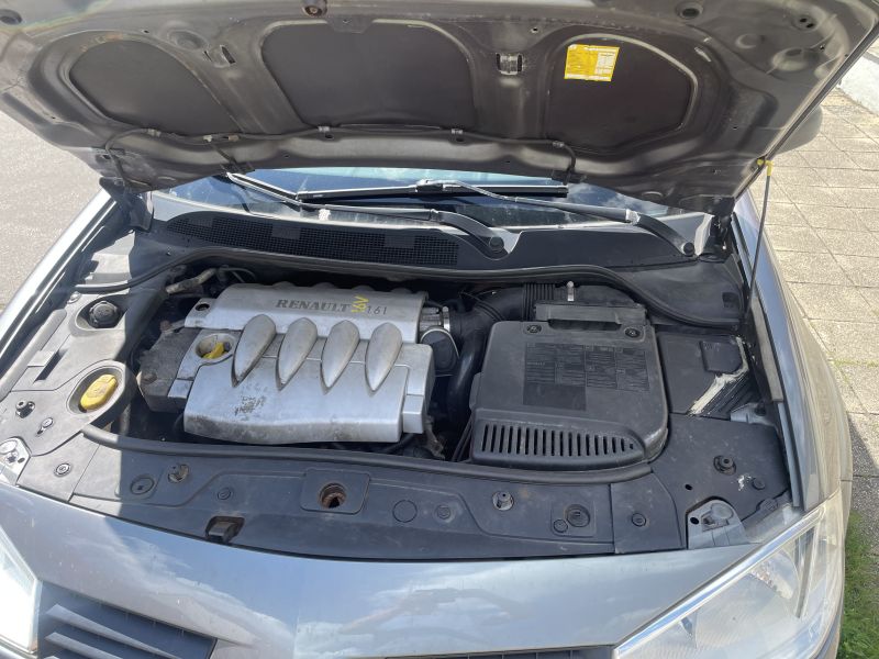 RENAULT, MEGANE SPORTS SEDAN, 1,6 16V Skrotbil skrotpræmie