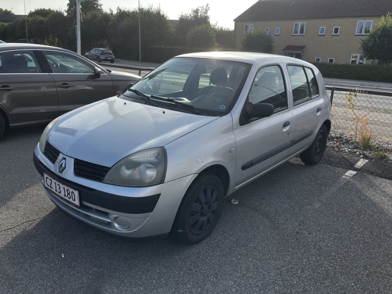 RENAULT, CLIO, 1,2 8V 60 HK Skrotbil skrotpræmie