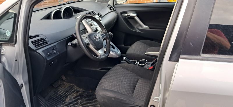 TOYOTA, VERSO SPORTSVAN, 2.2 VAN D-4D D-CAT. Skrotbil skrotpræmie