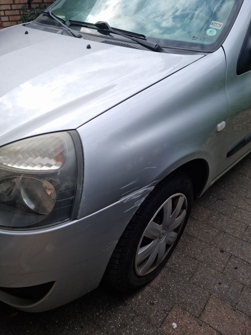 RENAULT, CLIO, 1,2 8V 60 HK Skrotbil skrotpræmie