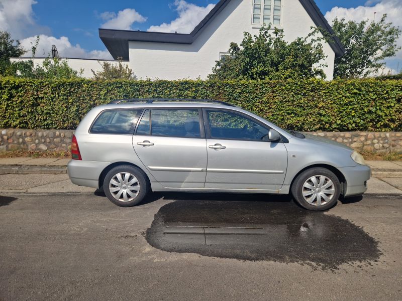 TOYOTA, COROLLA, 1,4D-4D STW Skrotbil skrotpræmie