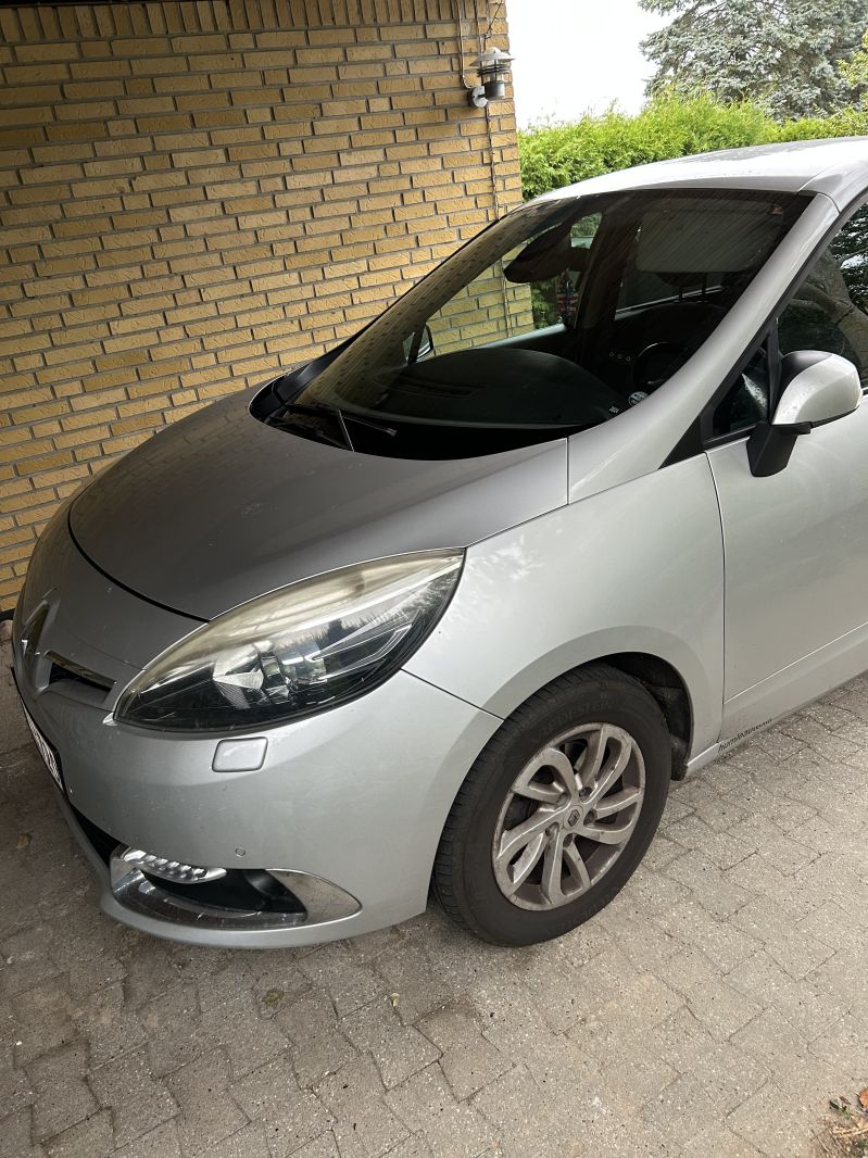 RENAULT, GRAND SCENIC, 1.6 dCi ESM 130 7p Skrotbil skrotpræmie