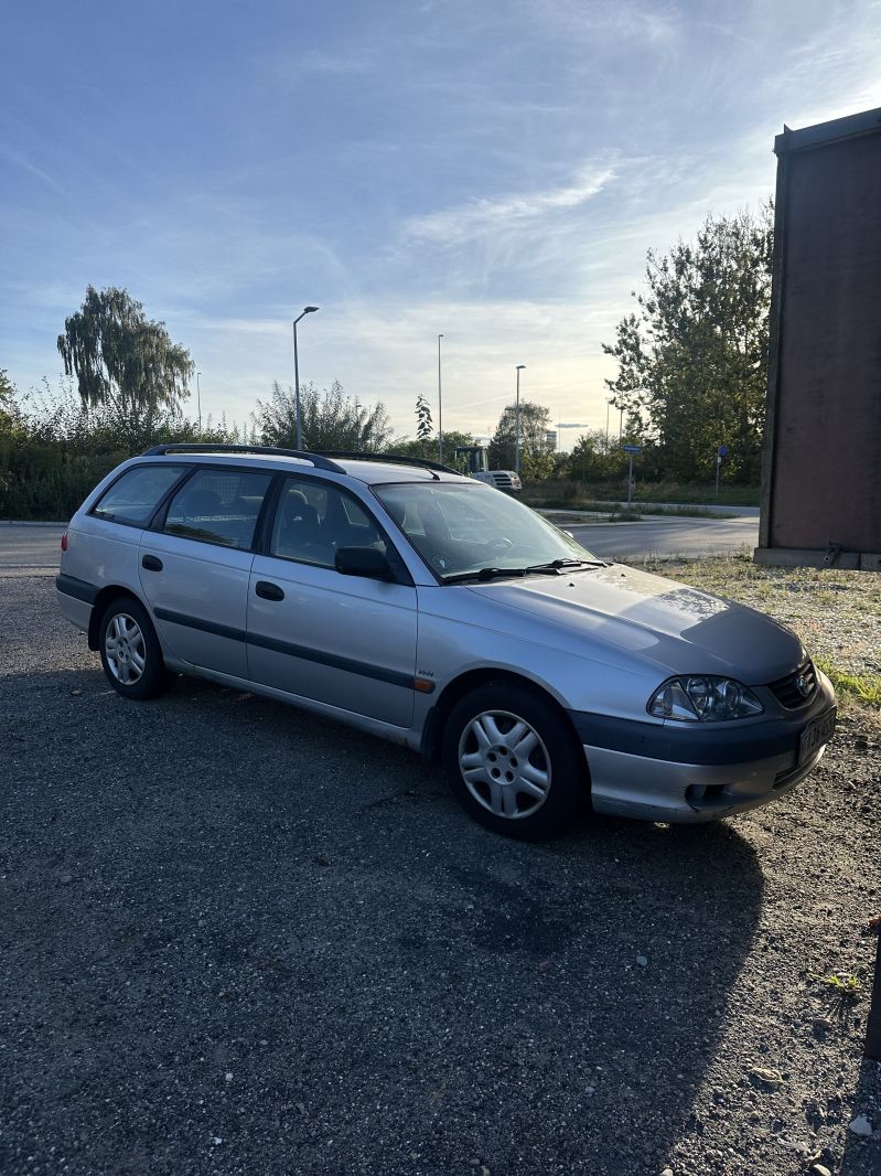 TOYOTA, AVENSIS, 1,8 STW MAN. Skrotbil skrotpræmie