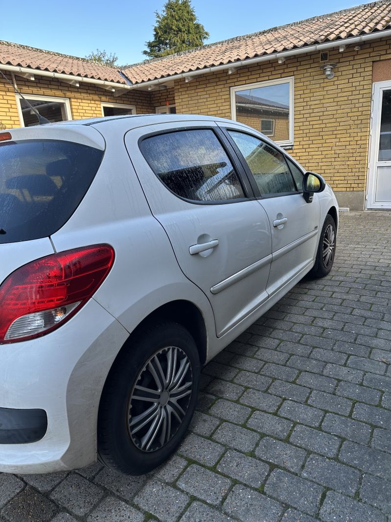 PEUGEOT, 207, 1,6 HDI 92 HK 5-D Skrotbil skrotpræmie
