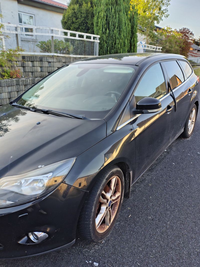 FORD, FOCUS, 1.0 EcoBoost (125 HK) Stationcar Forhjulstræk Manuel Skrotbil skrotpræmie