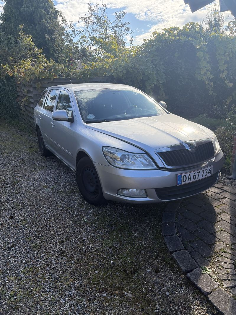 SKODA, OCTAVIA COMBI, 1,6 TDI GREENLINE Skrotbil skrotpræmie