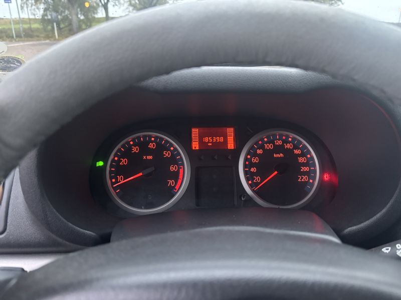 RENAULT, CLIO, 1,4 16V 100 HK Skrotbil skrotpræmie