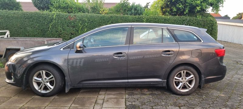 TOYOTA, AVENSIS STW, 2.0 STW D-4D.DPF.MAN Skrotbil skrotpræmie