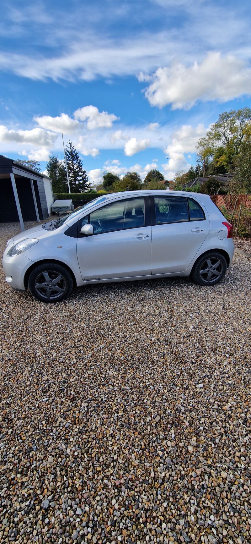 TOYOTA, YARIS, 1,3 5 DØRS Skrotbil skrotpræmie