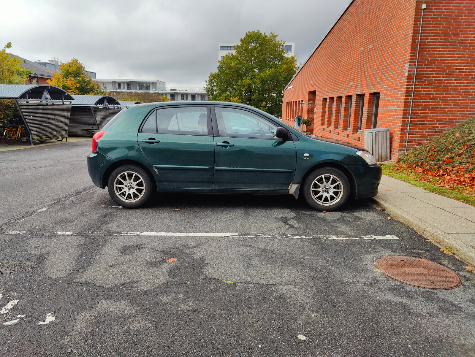 TOYOTA, COROLLA, 1,6 HB MAN. Skrotbil skrotpræmie