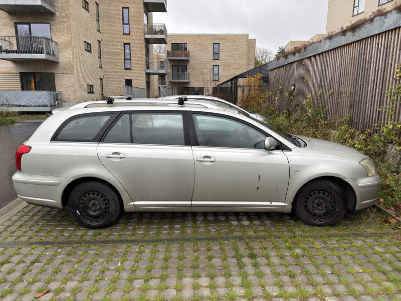 TOYOTA, AVENSIS, 1,8 STW MAN. Skrotbil skrotpræmie