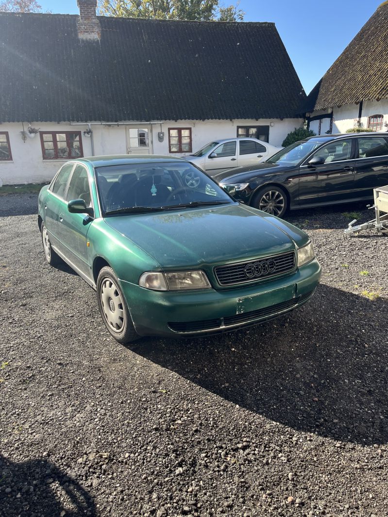 AUDI, -, UOPLYST Skrotbil skrotpræmie