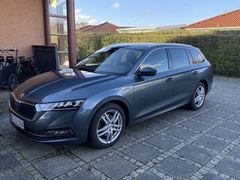 SKODA, OCTAVIA, 1.4 TSI Hybrid 204 COMBI DSG6 Skrotbil skrotpræmie
