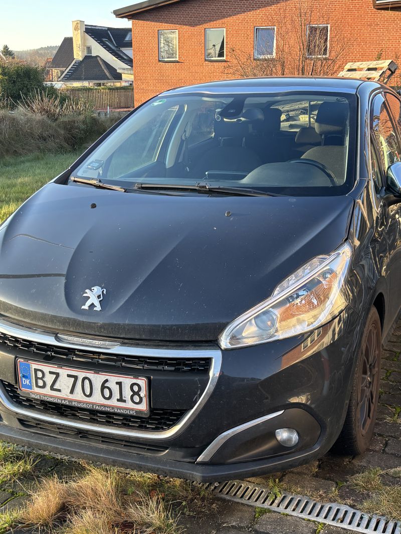 PEUGEOT, 208, 1.6 BlueHDI 100 hk 5D Skrotbil skrotpræmie