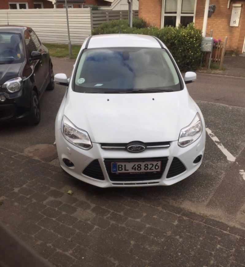 FORD, FOCUS, 1.0 EcoBoost (100 HK) Hatchback, 5 dørs Forhjulstræk Manuel Skrotbil skrotpræmie